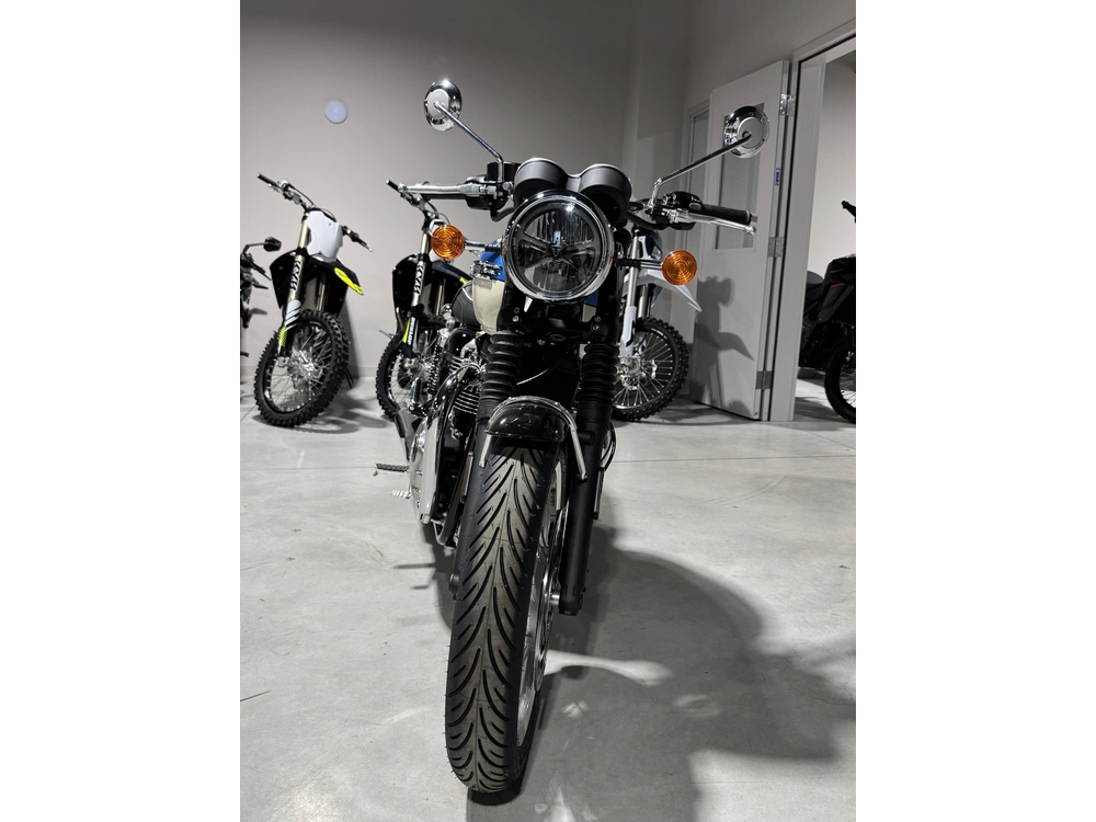 2026 Triumph Bonneville T120 alt