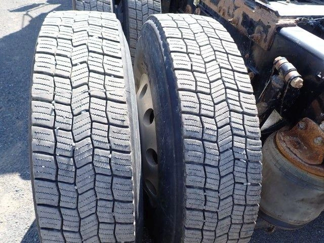 Peterbilt 589 2025