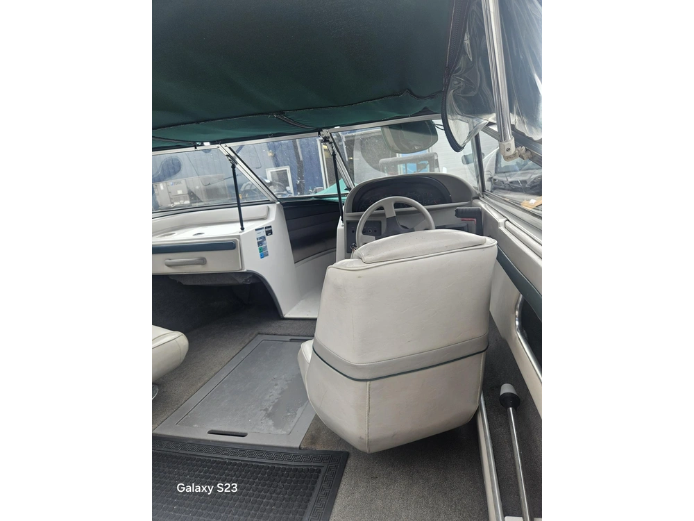 1995 Four Winns Freedom Dlx 170 alt