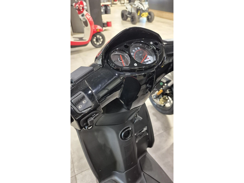 Aprilia Sr Mt 50 2026 alt
