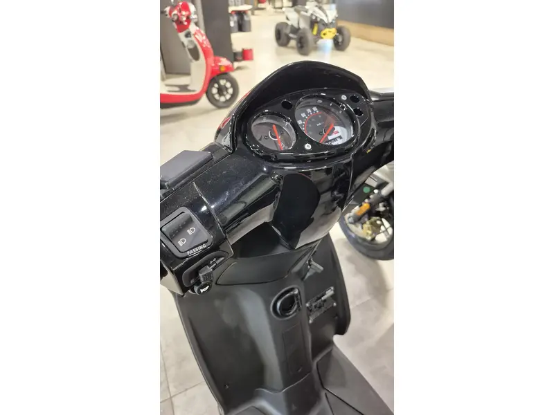Aprilia SR MT 50 2026