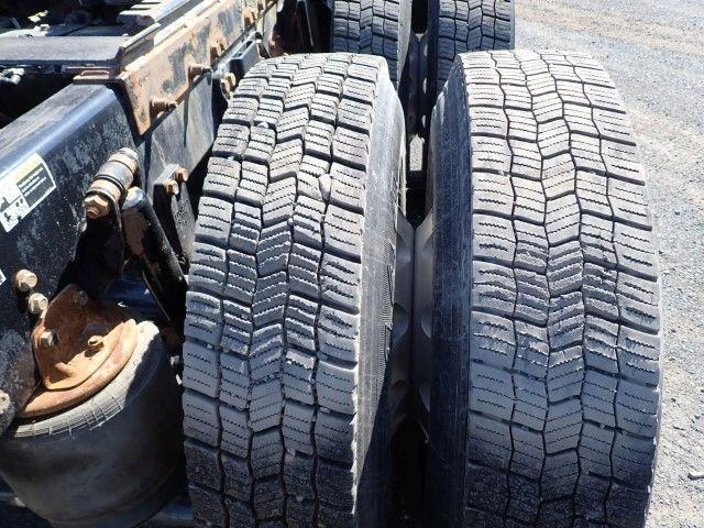 Peterbilt 589 2025