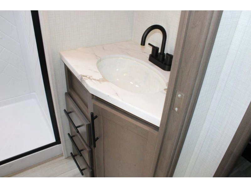 Keystone Rv Cougar 2400re 2026 alt