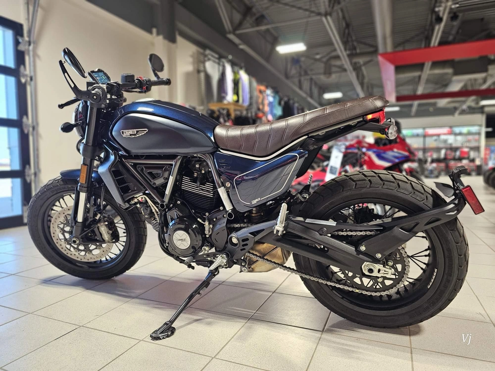2024 Ducati Scrambler 800 Nightshift Abs alt