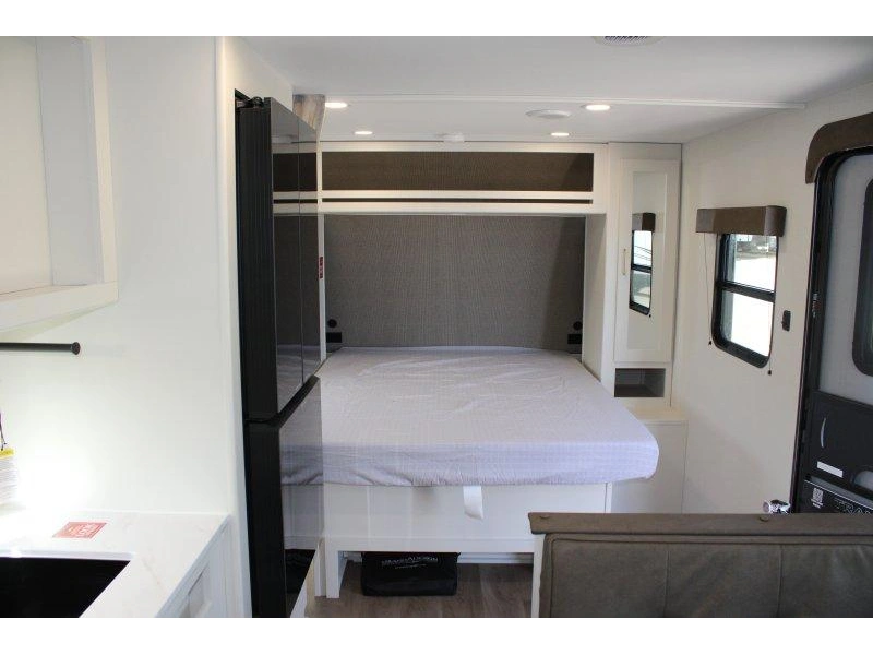 Grand Design Transcend 19bhx 2026 alt