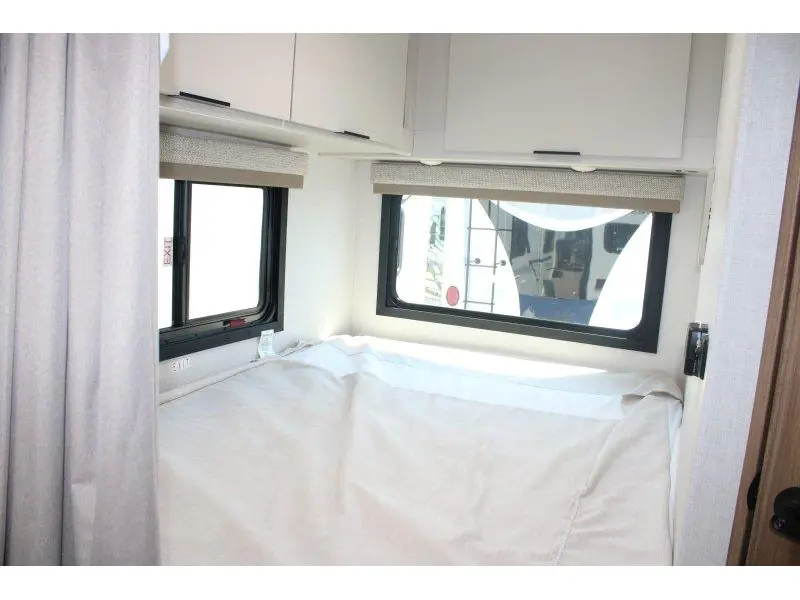 Thor Motor Coach Four Winds 2027
