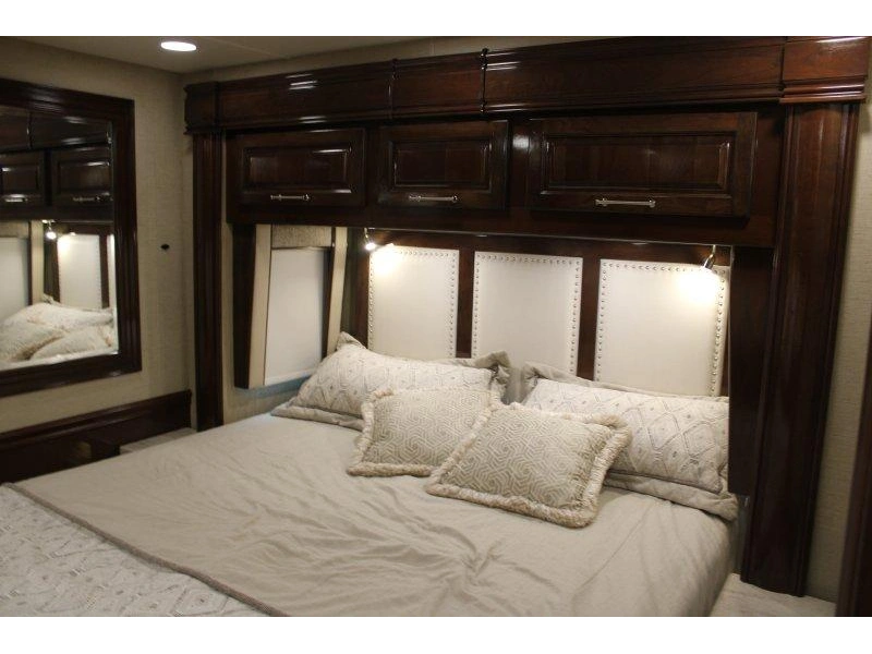 Entegra Coach Aspire 44f 2020 alt