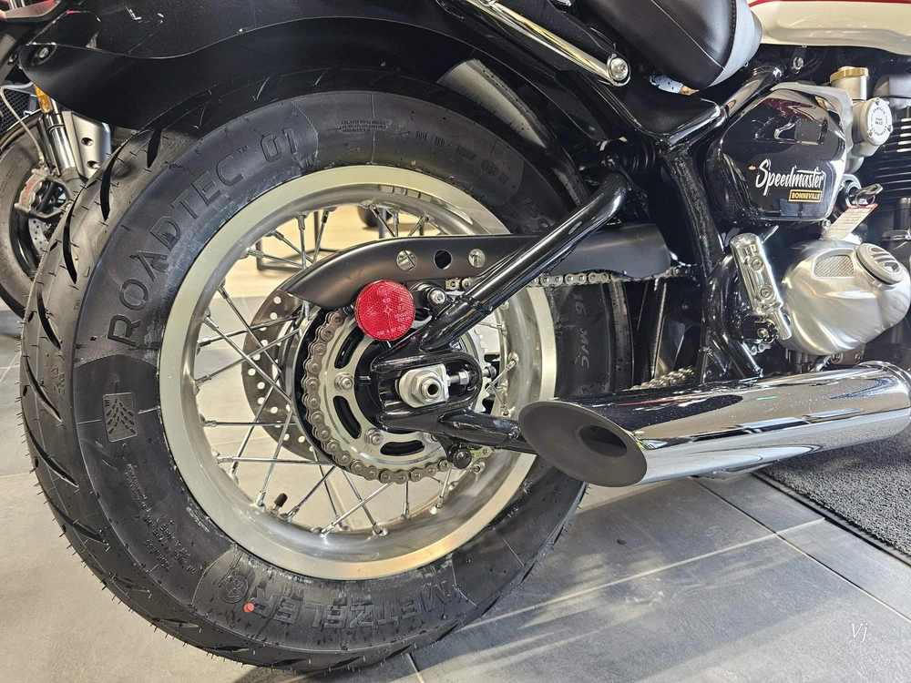 2026 Triumph Bonneville Speedmaster alt