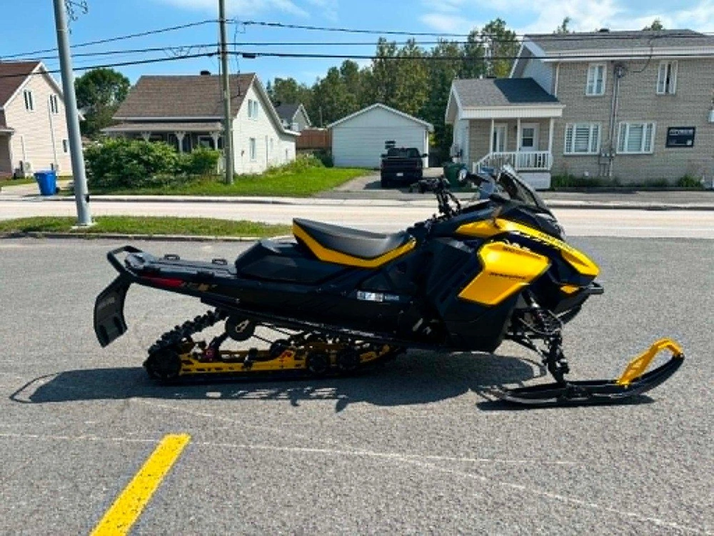 Ski-doo Renegade Adrenaline 900ace Turbo Used 2024 alt