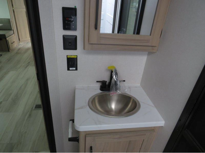 Keystone Rv Coleman 2900bh 2026 alt