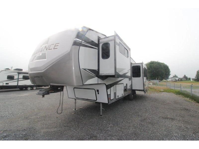 Alliance Avenue 33rks 2022 alt
