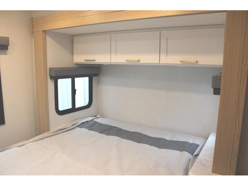 2026 Thor Motor Coach Four Winds 22z alt