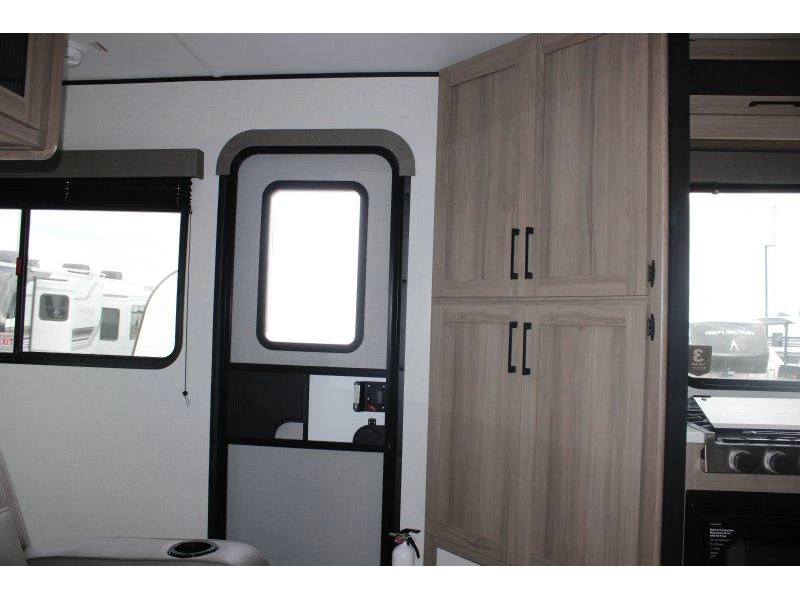 Keystone Rv Coleman 25rex 2026 alt