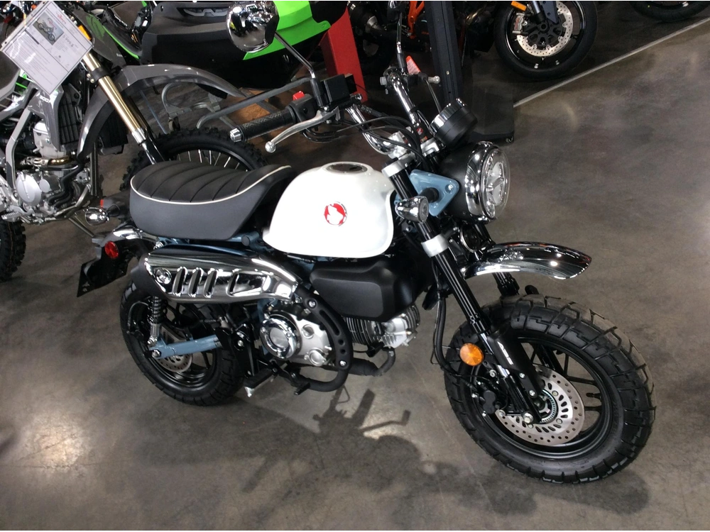 Honda 125 Monkey 2025 alt