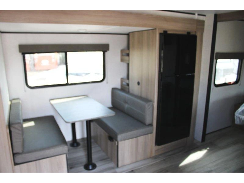 2026 Keystone Rv Coleman 22bx alt