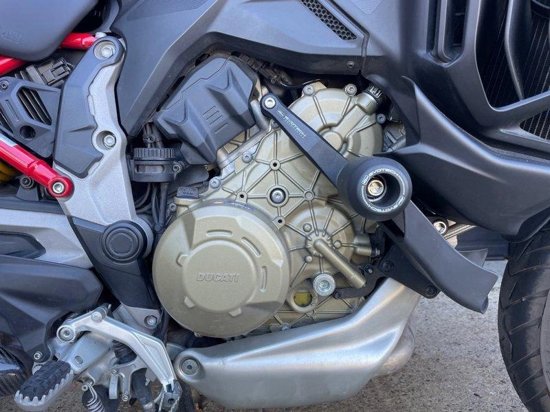 2021 Ducati Multistrada V4 alt