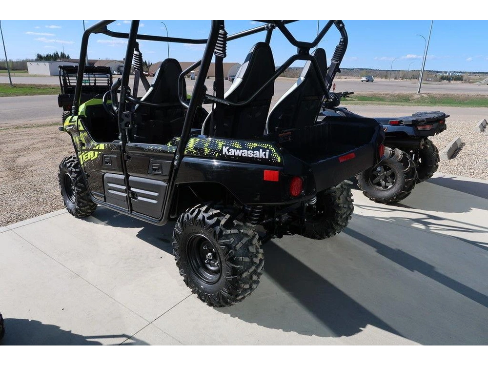 2025 Kawasaki Teryx4 alt