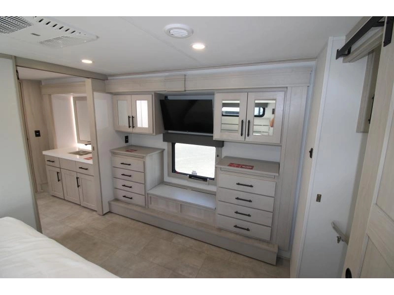 Grand Design Solitude 417kb 2026 alt