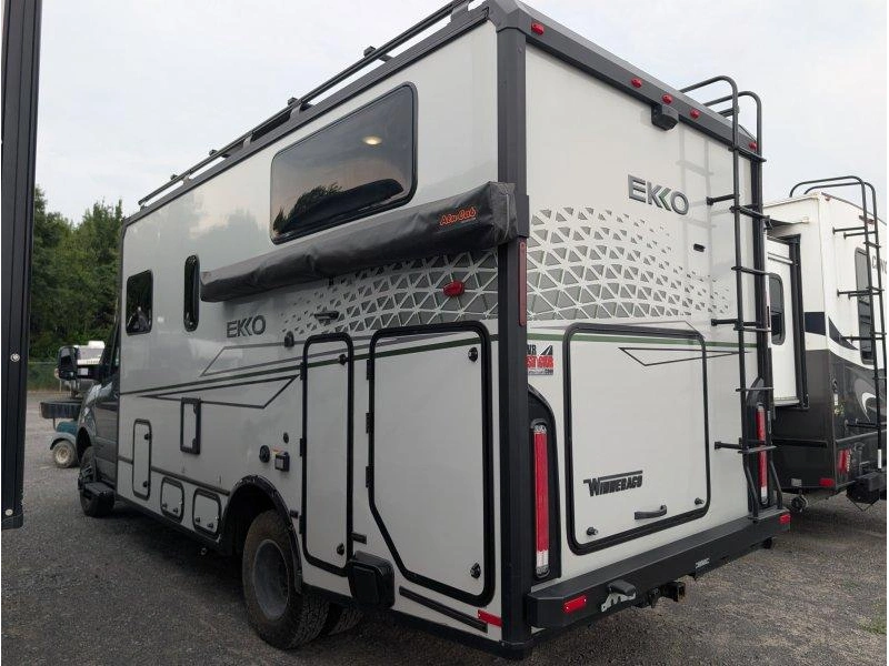 Winnebago Ekko 23b 2025 alt