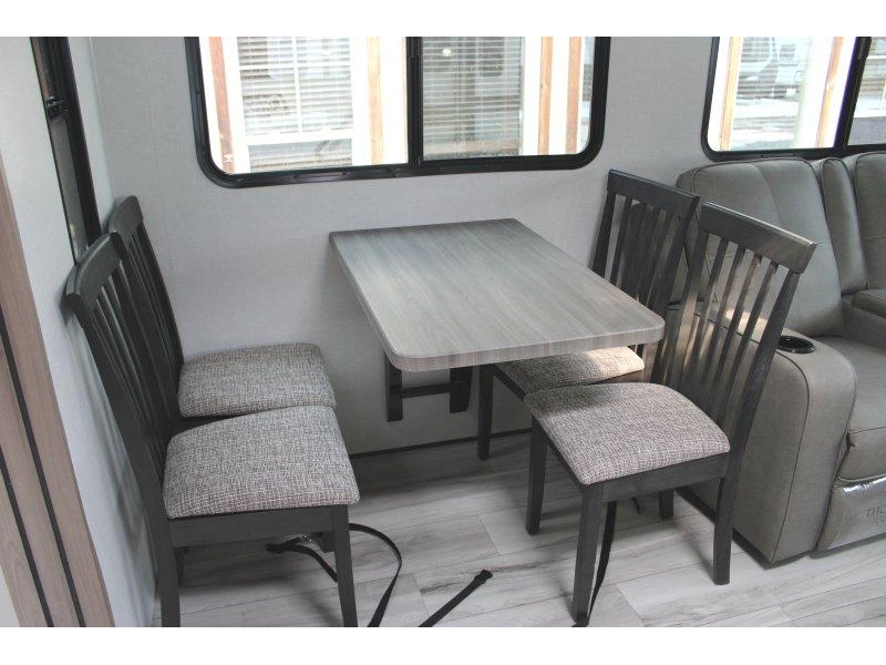 Keystone Rv Coleman 2950rl 2026 alt