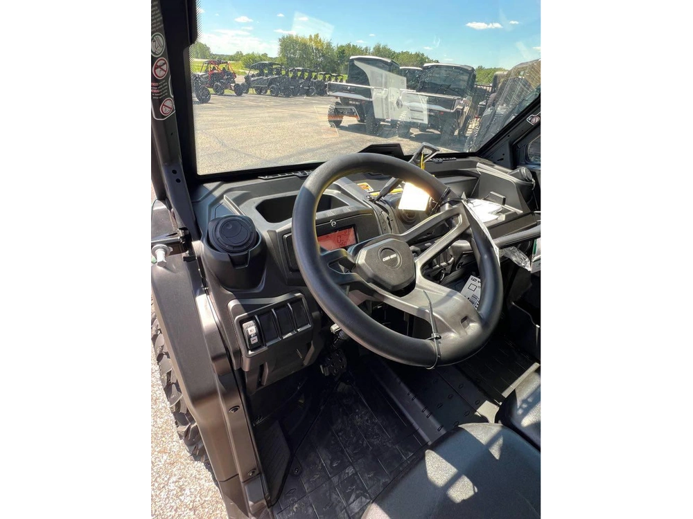 2026 Can-am Ssv Def Max Dpscab 65 Hd10 Gn 26 Dps_cab alt