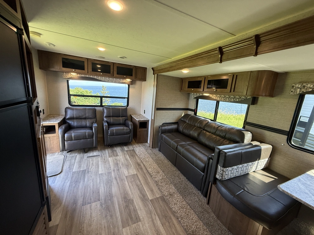 Aspen Trail By Dutchmen 2860rls 2018 alt
