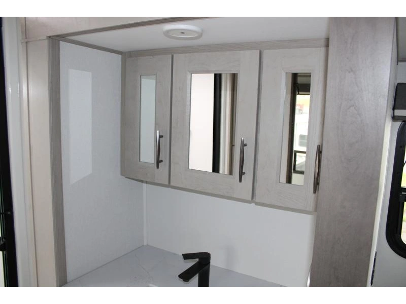 Grand Design Influence 3203gk 2025 alt
