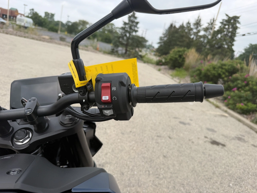 2026 Honda Cb750 Hornet E-clutch alt