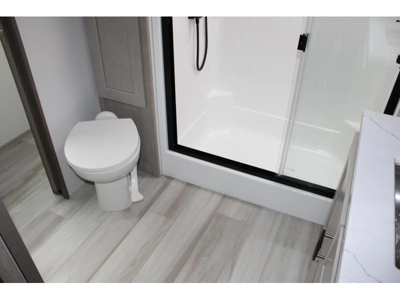 Grand Design Influence 3203gk 2025 alt