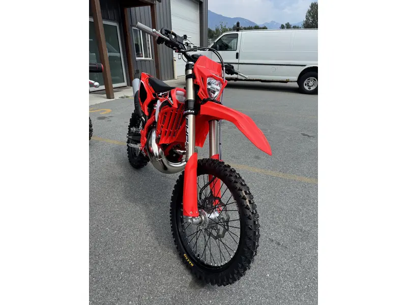 Beta 300 RR XPro *$107 Bi-Weekly* 2027