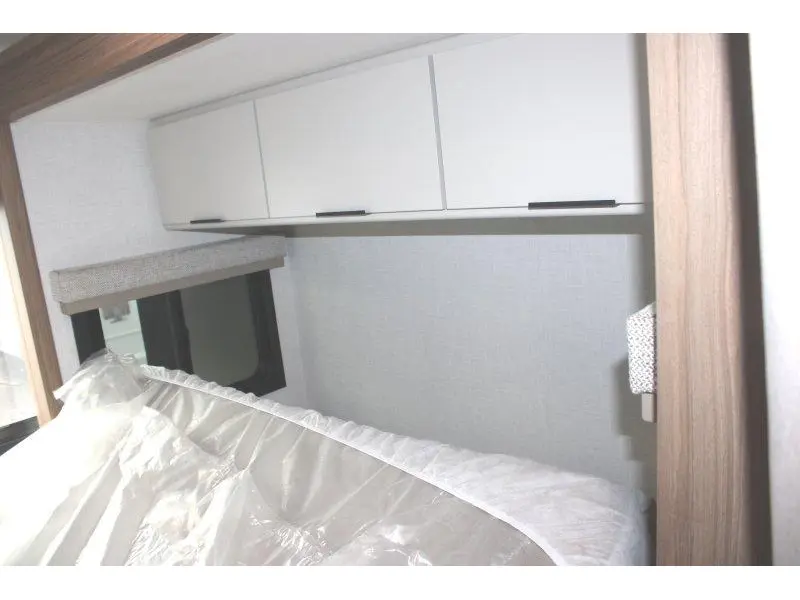 Thor Motor Coach Four Winds 2027