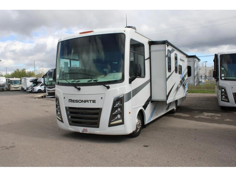 Thor Motor Coach Resonate 30c 2024 alt