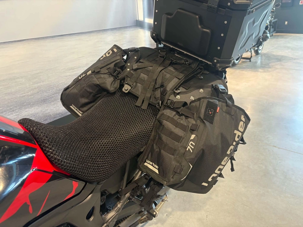 Honda Africa Twin 2017 alt