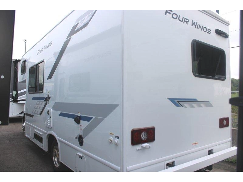 Thor Motor Coach Four Winds 21z.gm 2027 alt