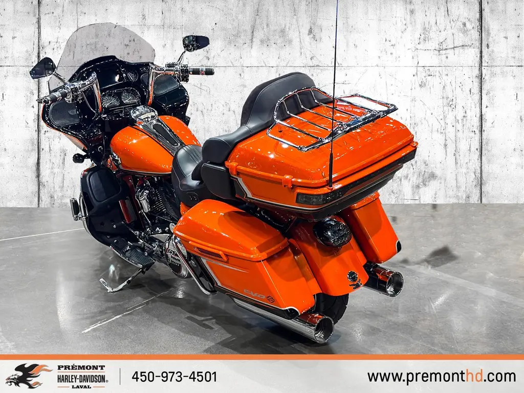 2022 Harley-Davidson CVO Road GlideFLTRK