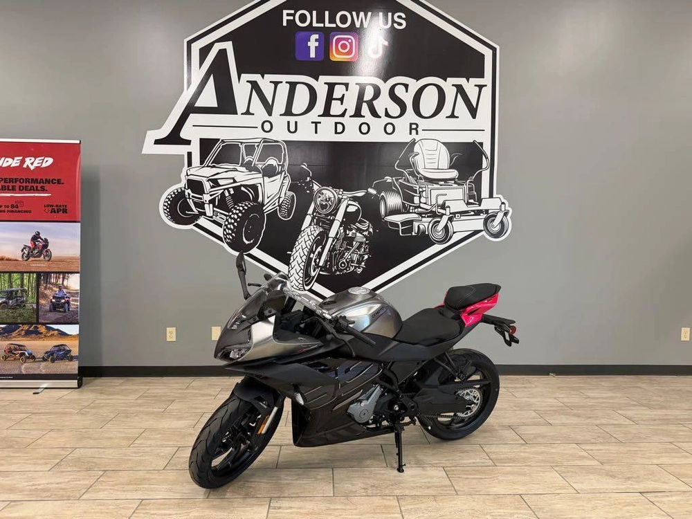 2026 Cfmoto 300ss 5us