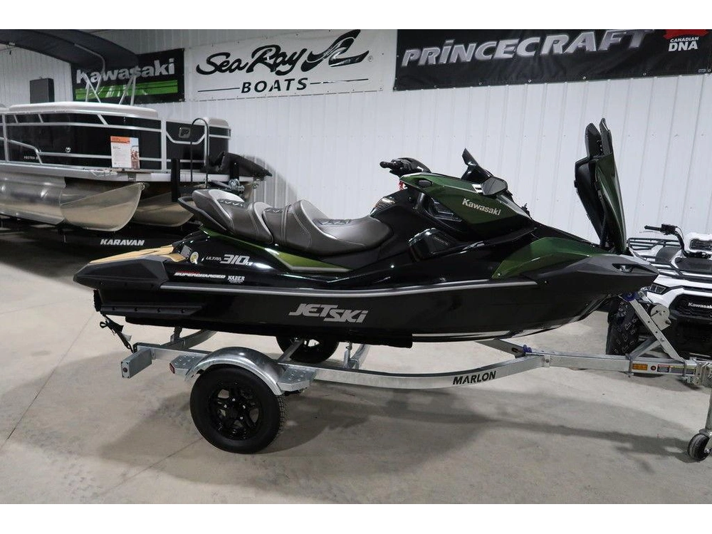 2025 Kawasaki Ultra 310lx alt