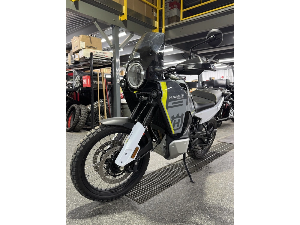 Husqvarna Norden 901 2025 alt