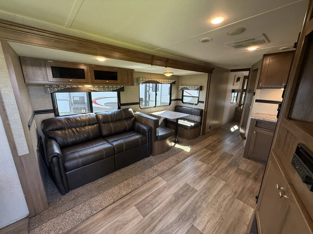 Aspen Trail By Dutchmen 2860rls 2018 alt