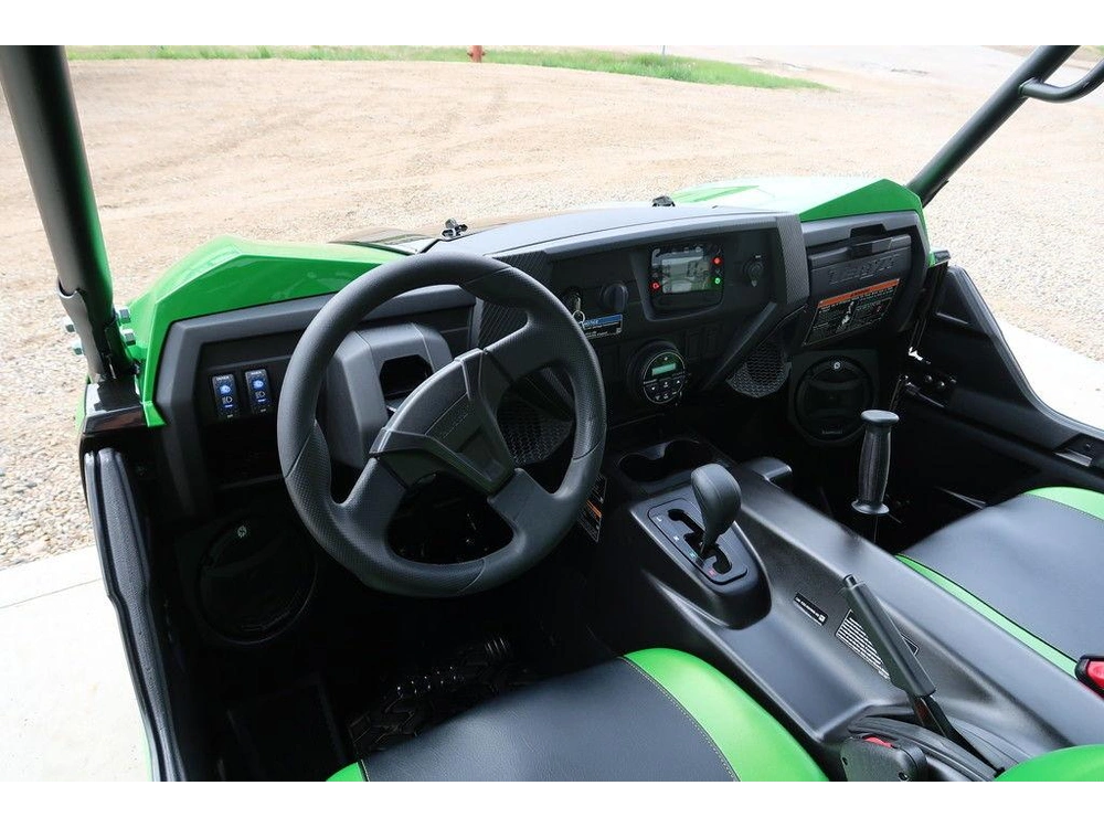 2025 Kawasaki Teryx4 S Se alt