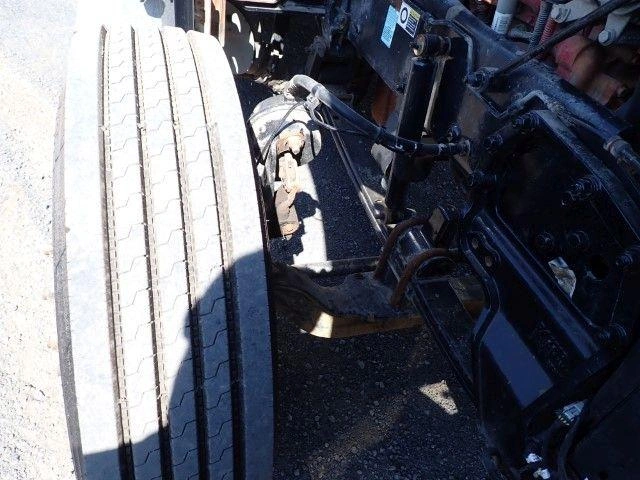 Peterbilt 589 2025