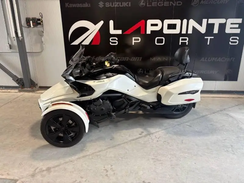2022 Can-Am f3-t