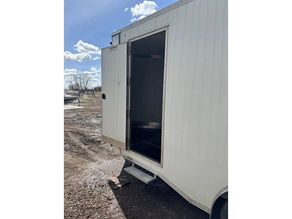 2022 Alcom Llc Cargo Pro alt