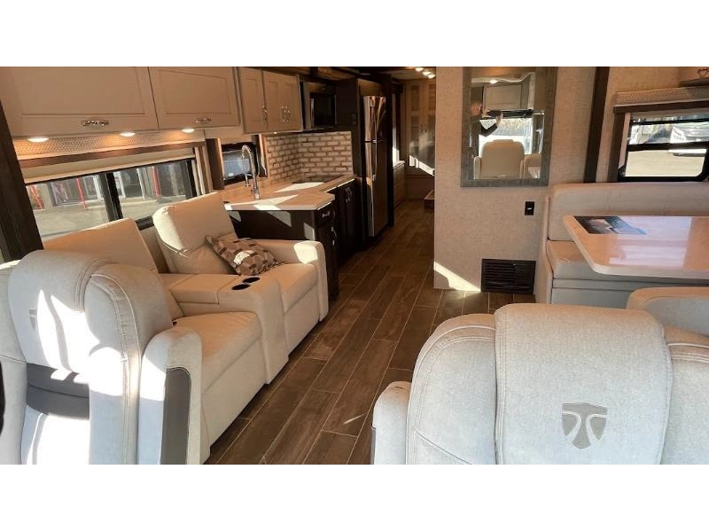 Thor Motor Coach Aria 3401 2023 alt