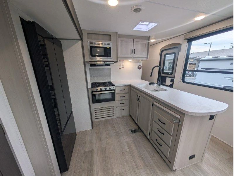 Coachmen Catalina 283rnr 2027 alt