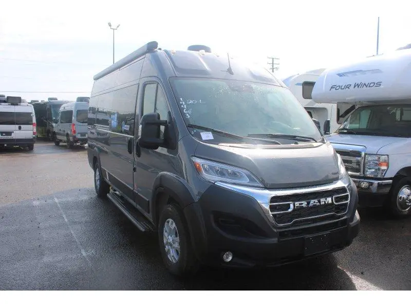 2027 Thor Motor Coach Tellaro
