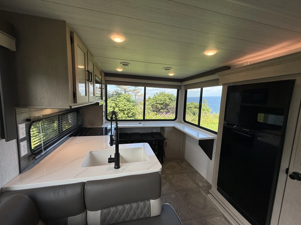2024 Salem By Forest River 29viewx alt