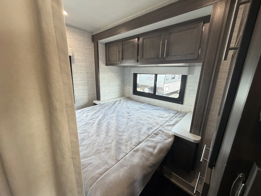 2025 Jayco Redhawk 22c alt