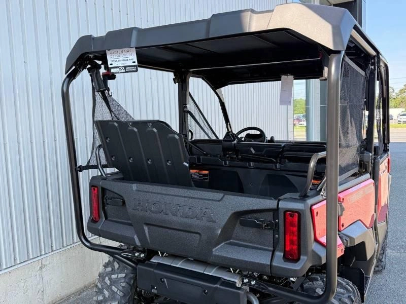 2026 Honda Pioneer 1000 - 5p Dlx alt