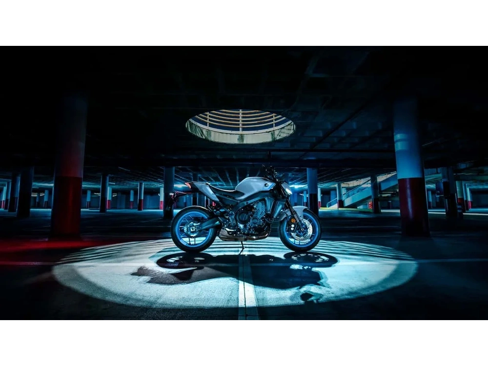2025 Yamaha Mt-09 Team Yamaha Blue alt